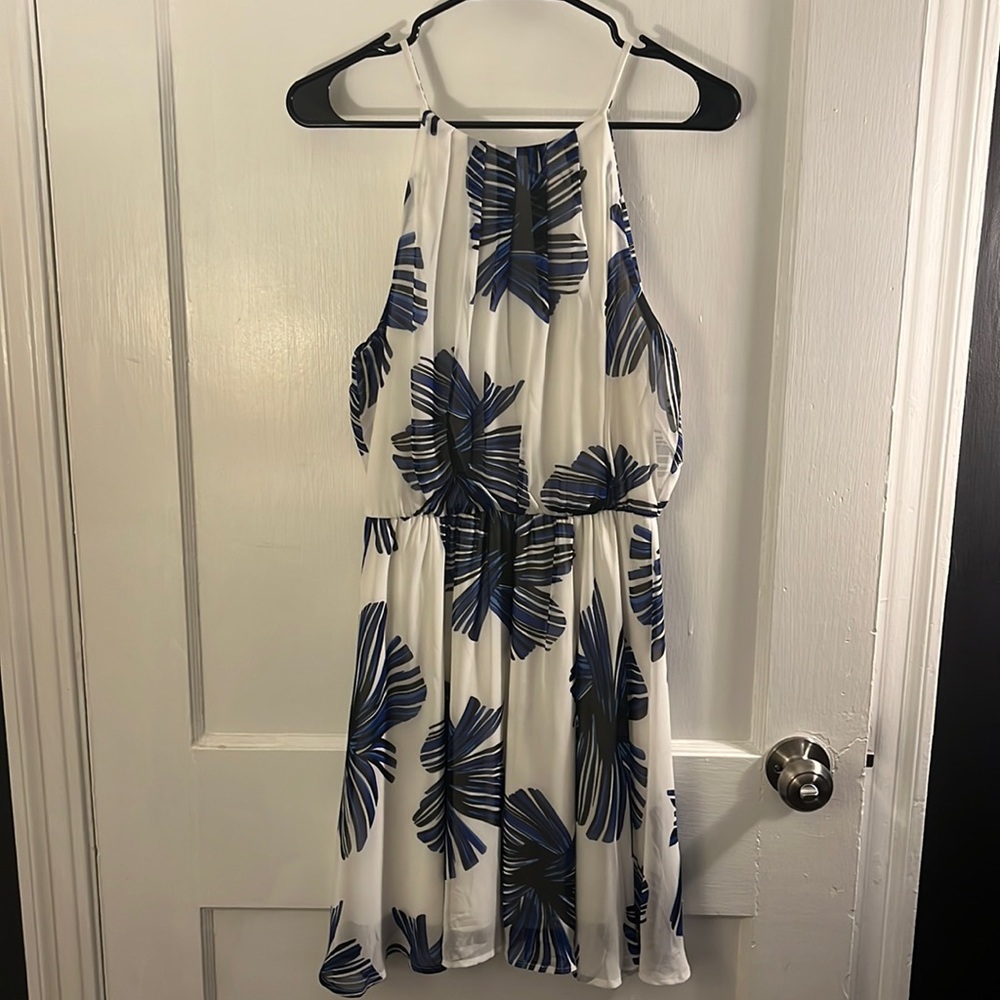 LUSH White floral dress, flowy bottom, size Medium.